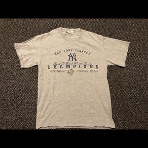 Vintage NY Yankees 1999 World Series champs shirt